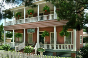 Гостиница Spencer House Inn  Сейнт Мэрис